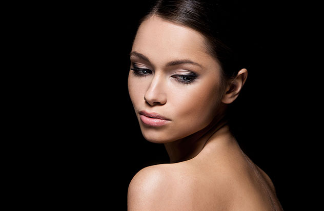 Woman model - Techniques in revision rhinoplasty - Dr. Morin